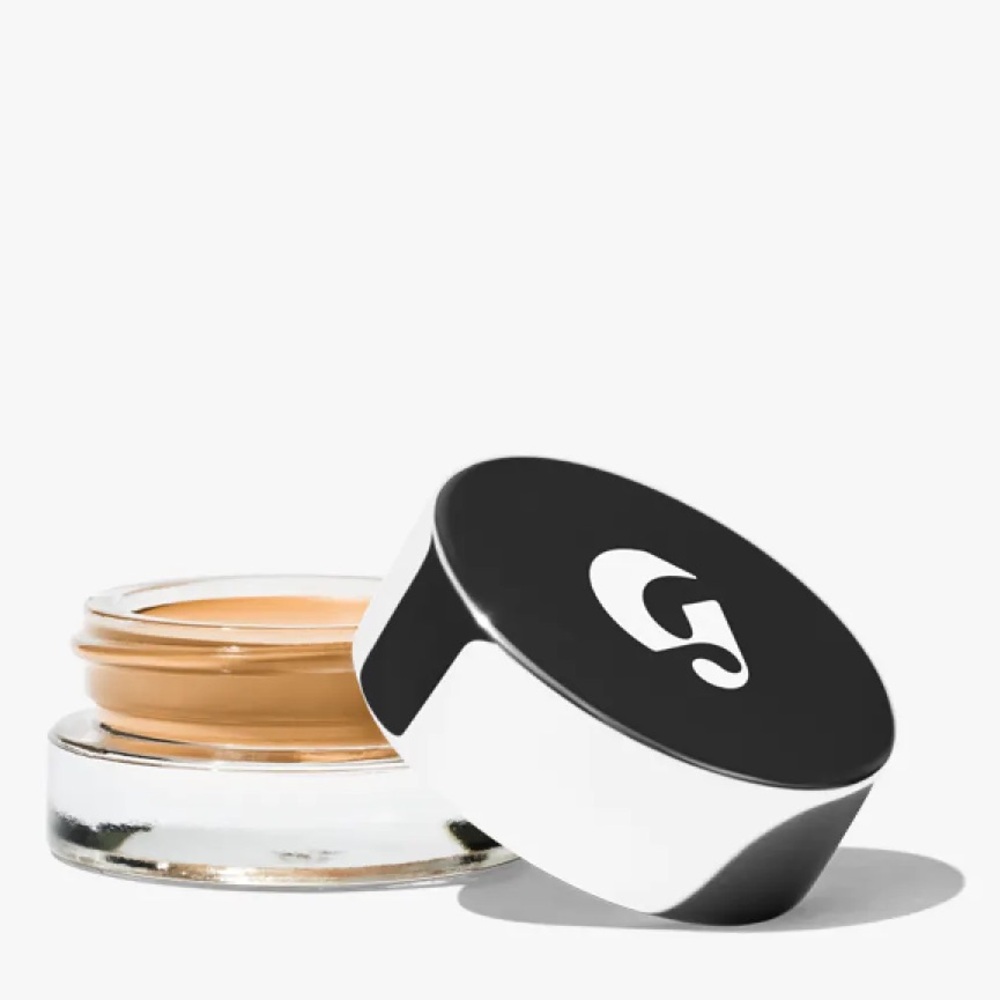 Glossier Stretch Concealer Medium 2
